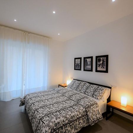 Signora Titina Rooms Napoli Exterior foto